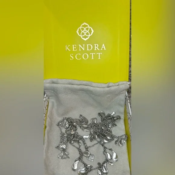 Long Kendra Scott Petal Necklace - Picture 3 of 4